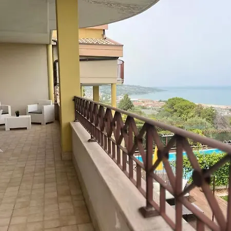 Lägenhet Vista Mozzafiato Golfo Di